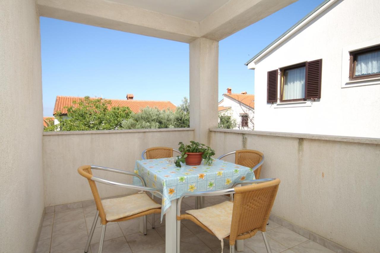 Apartments With A Parking Space Mali Lošinj Exterior foto