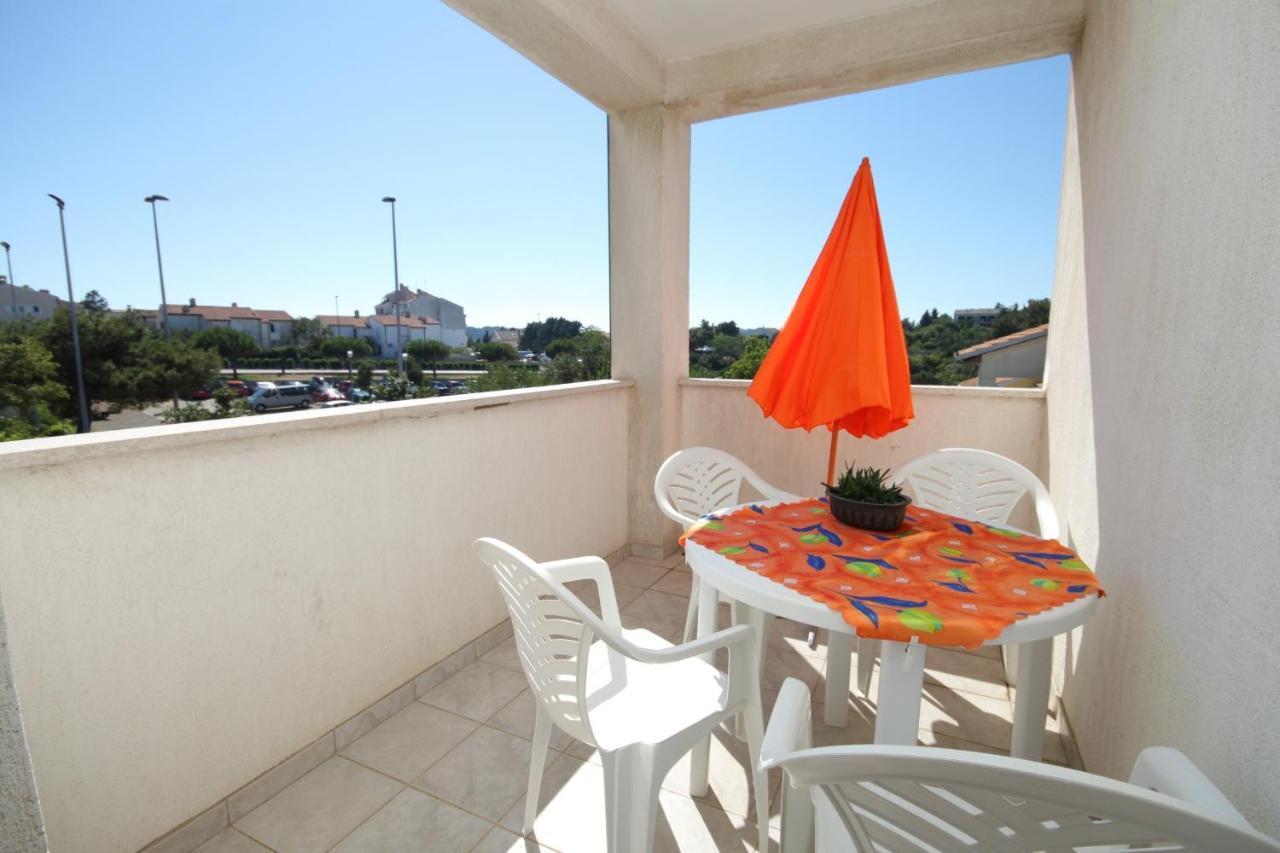 Apartments With A Parking Space Mali Lošinj Exterior foto
