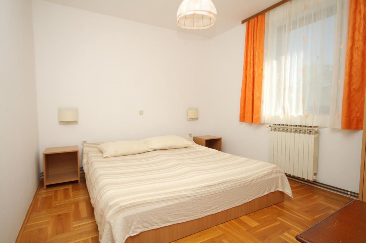 Apartments With A Parking Space Mali Lošinj Exterior foto